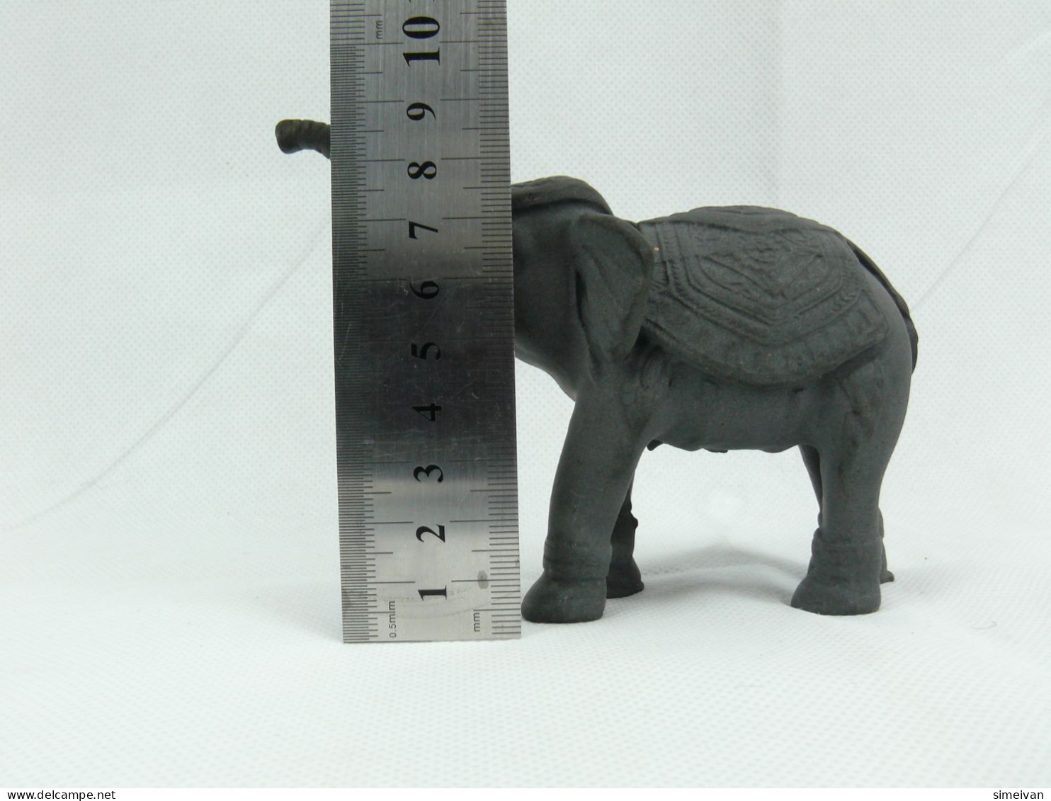 Beautiful Elephant Figurine Decorative Colectible #2217