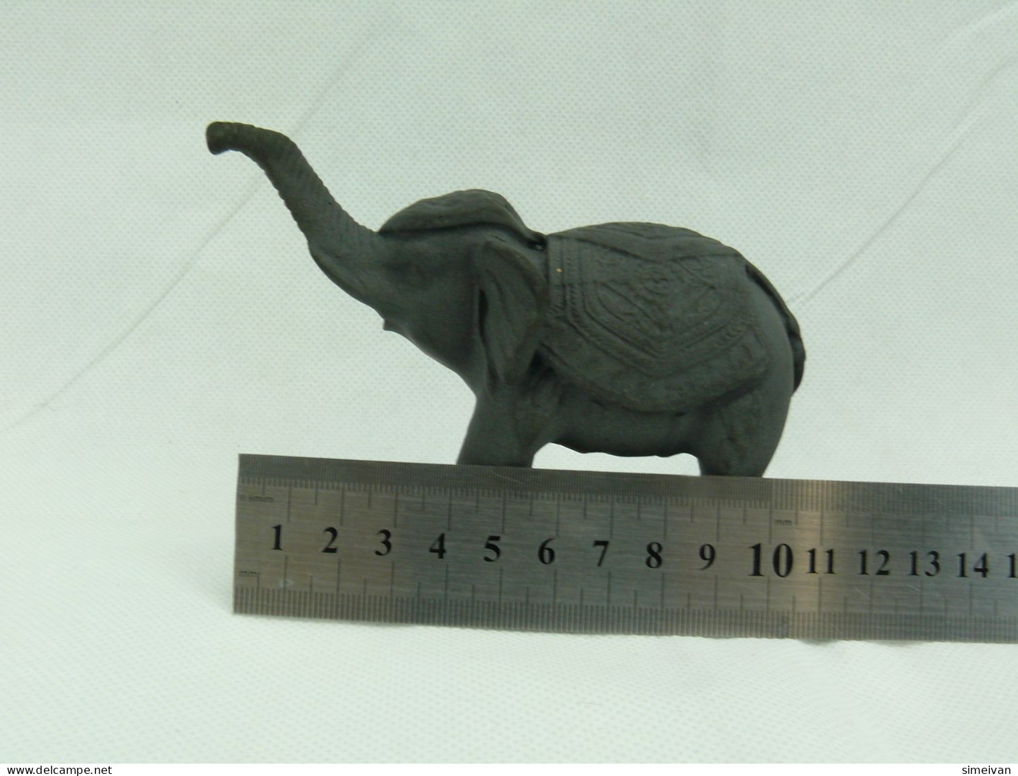 Beautiful Elephant Figurine Decorative Colectible #2217