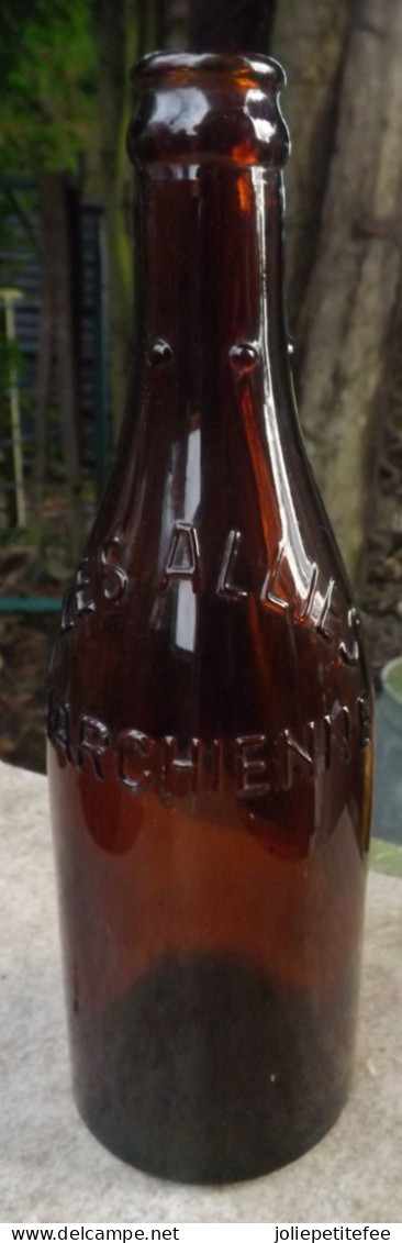 Ancienne Bouteille De Bière 33CL  "LES ALLIES - MARCHIENNE " . Inscription Fond De Bouteille CB2  33CL  5003 6 - Bière