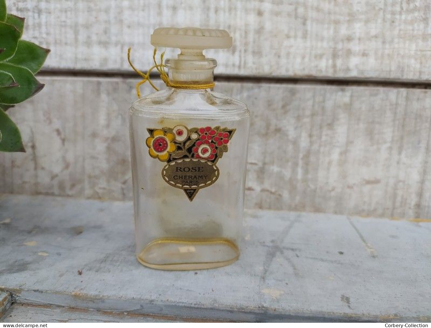 Ancien Flacon De Parfum Rose Cheramy Paris Art Déco - Bottles (empty)