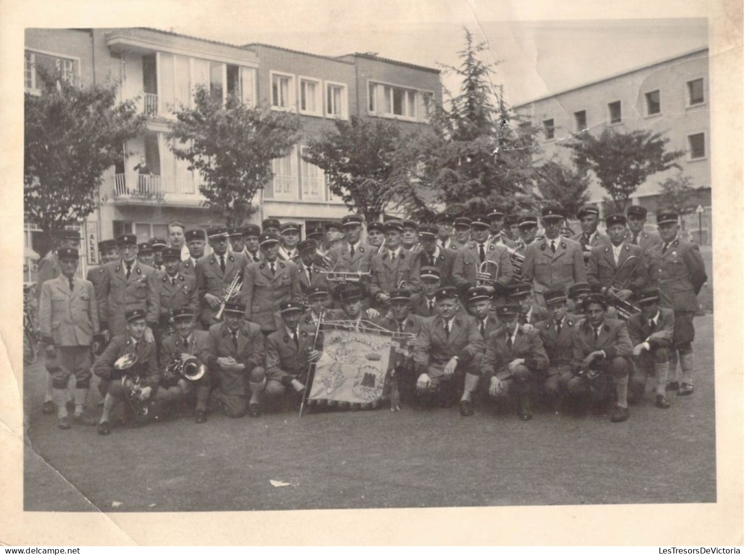 Photographie  - Lot De 3 Photos De La Fanfare La Pédale De Waremme Dont Deux Les Mêmes - Grand Format - Guerre, Militaire