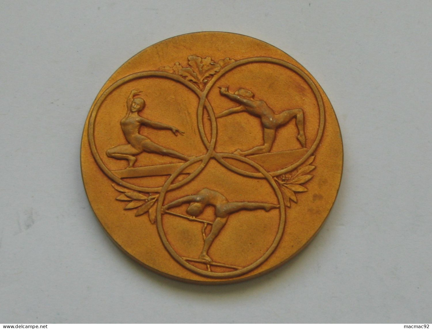 Médaille De Gymnastique  *** EN ACHAT IMMEDIAT *** - Gymnastiek