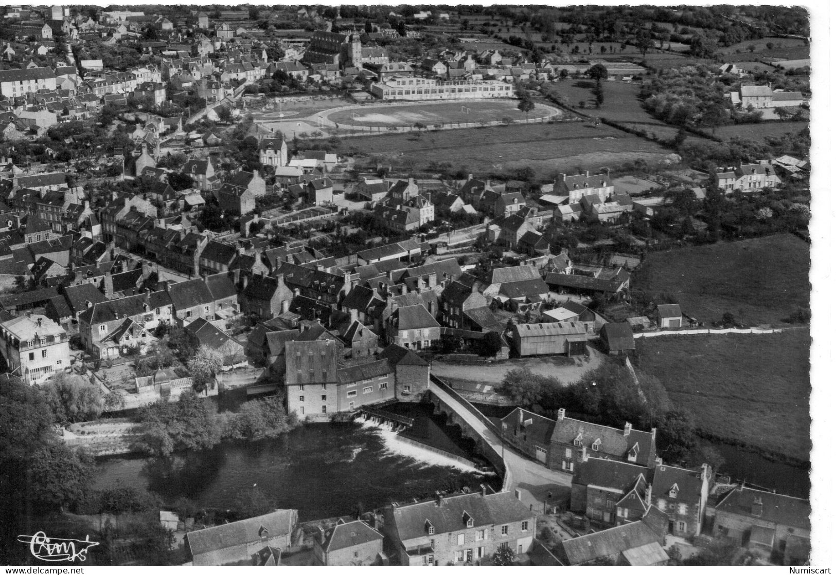 Ducey Vue Aérienne Pont Stade - Ducey