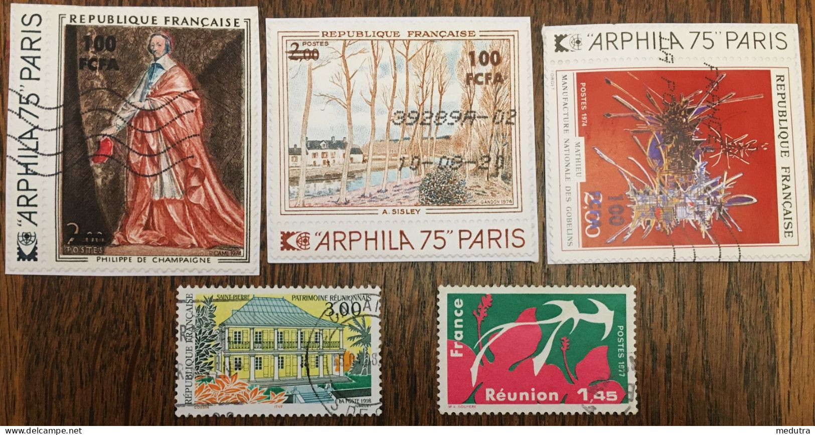 La Réunion 30 Timbres CFA Oblitérés (voir Description , N° Yvert Au Verso De Chaque Timbre) - Used Stamps