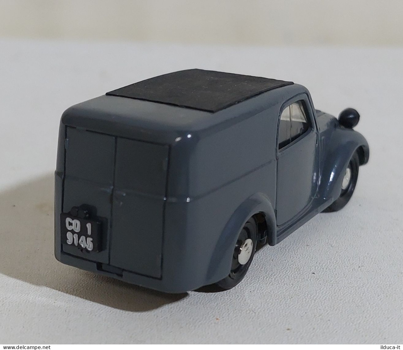 57300 BRUMM 1/43 R050 - FIAT 500B Furgoncino - 1946 Grigio - Brumm