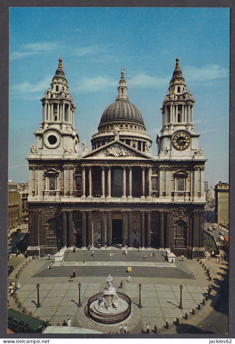 111027/ LONDON, St. Paul's Cathedral, West Front - St. Paul's Cathedral