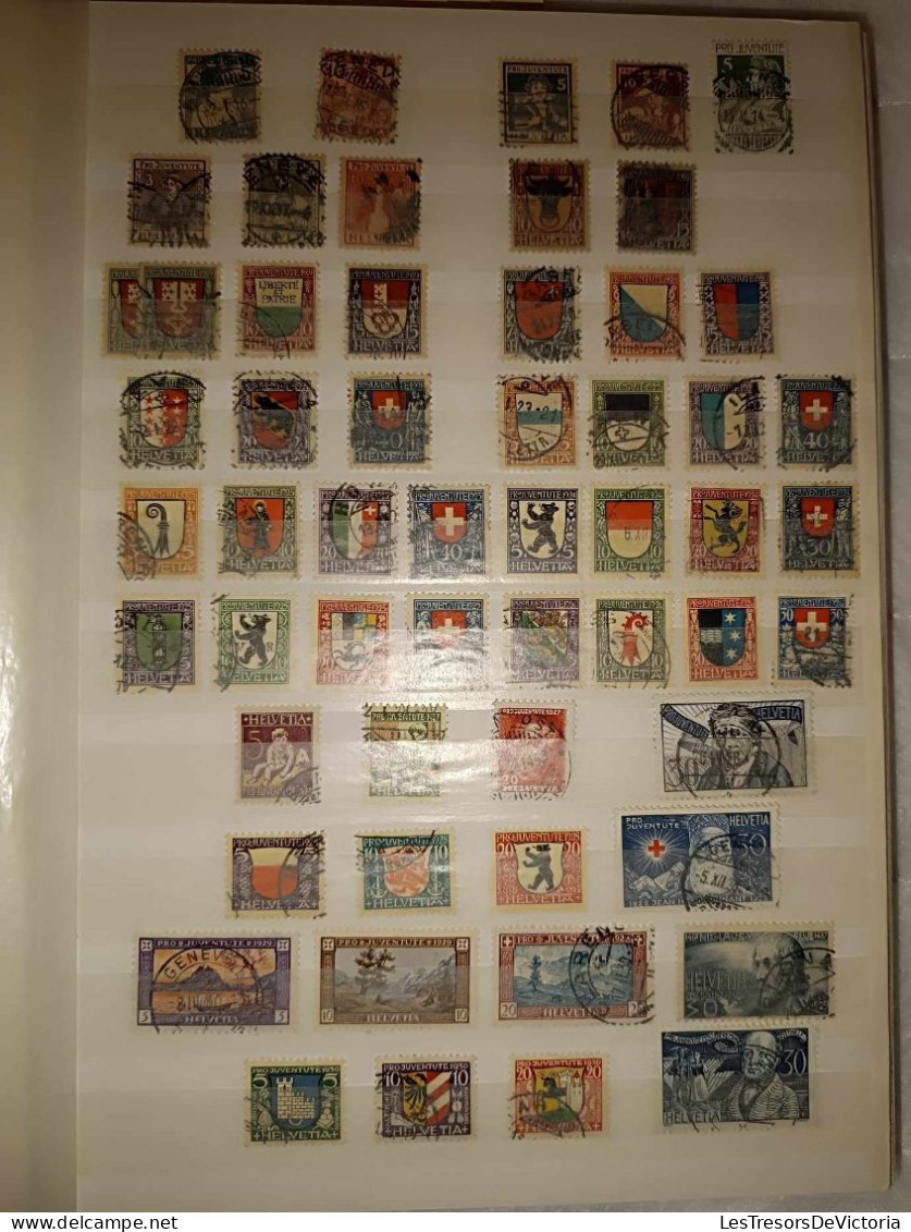 Timbres - Album De Timbres Suisses De 1915 à Récents - Tête Bèche - Blocs - Poste Aérienne - Colecciones (en álbumes)