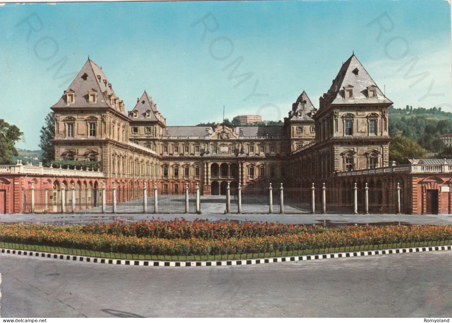 CARTOLINA  TORINO,PIEMONTE-IL CASTELLO DEL VALENTINO-STORIA,MEMORIA,CULTURA,RELIGIONE,BELLA ITALIA,VIAGGIATA 1964 - Castello Del Valentino