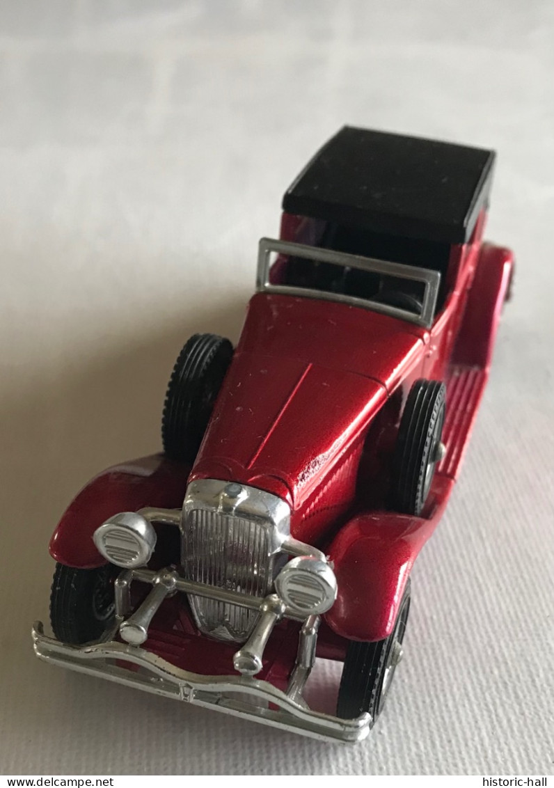 MATCHBOX - Y 4 - 1930 Model J - Duesenberg Town Car - Matchbox