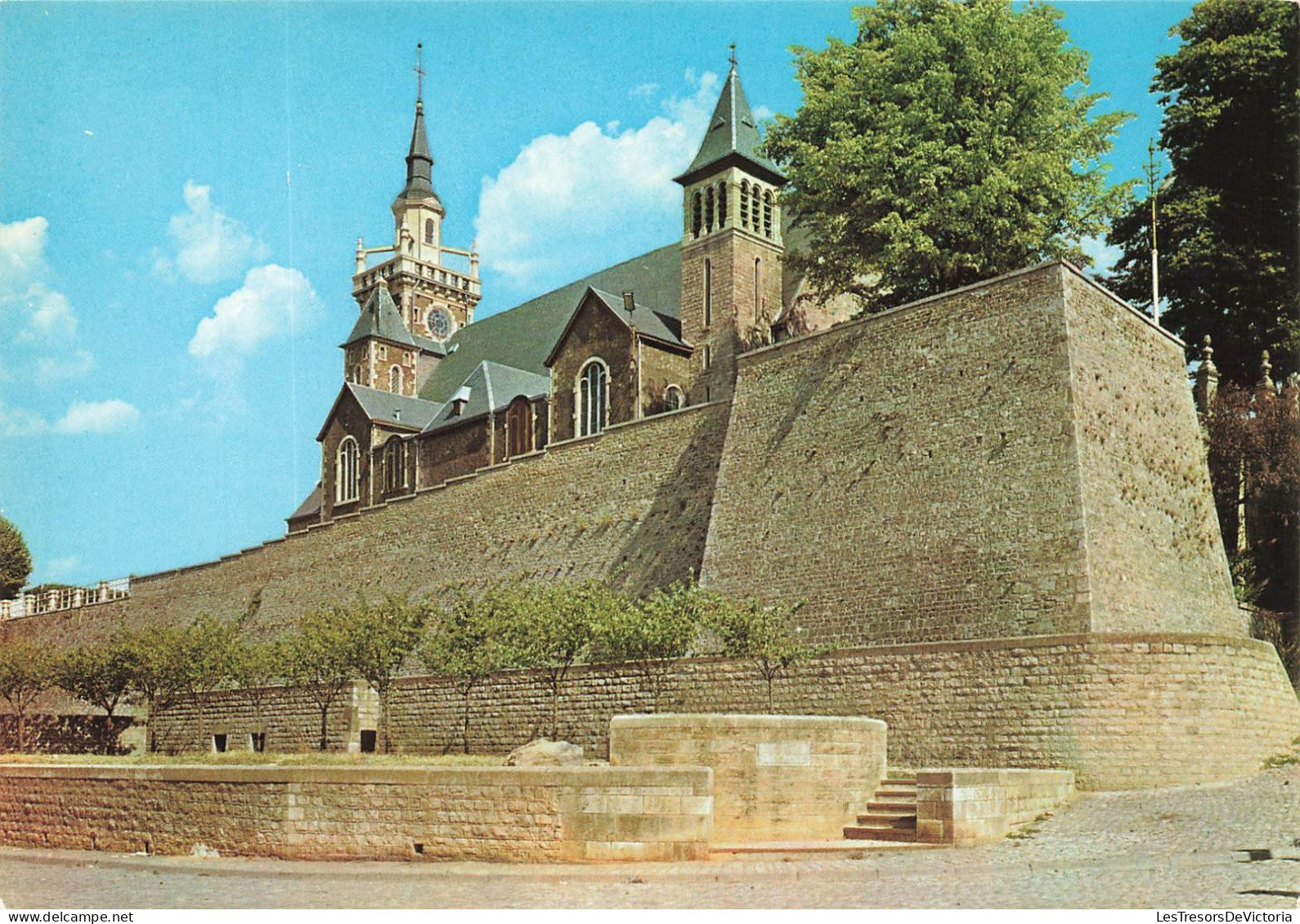 BELGIQUE - Arlon - Église Saint Donat - Carte Postale - Aarlen