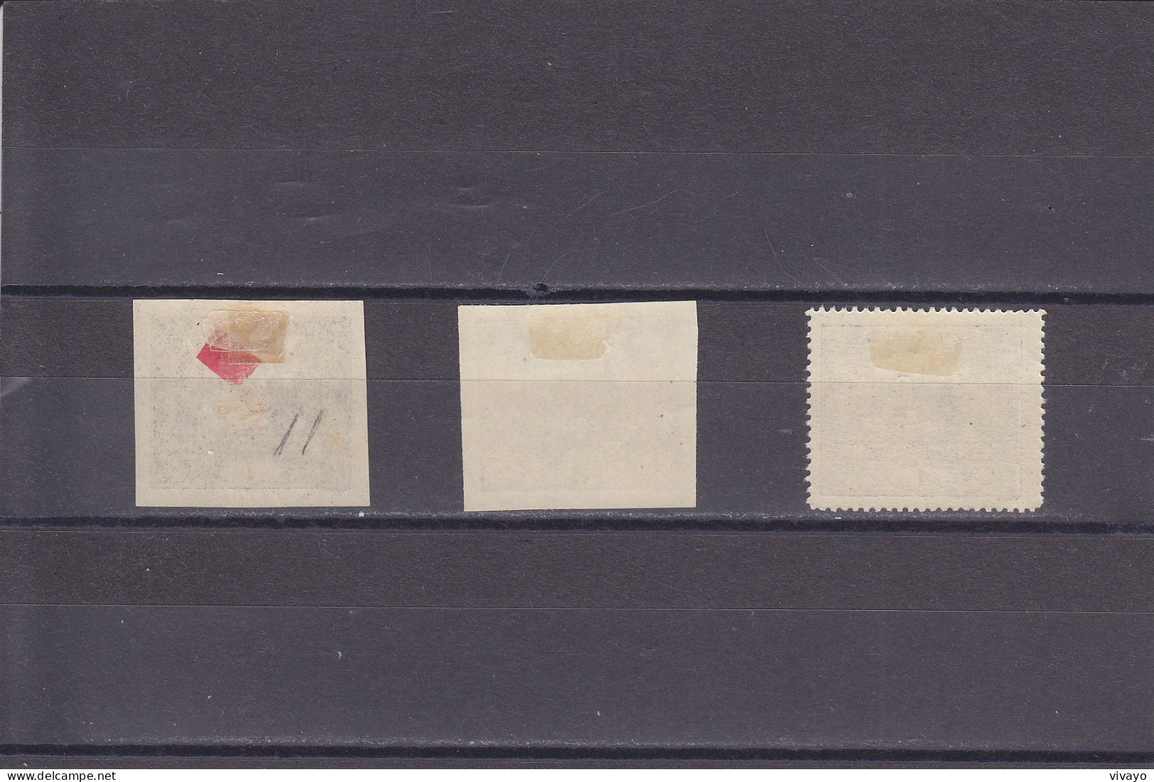 TCHECOSLOVAQUIE - CZECHOSLOVAKIA - CSSR - 1919 - * / MLH - HRADCANY - IMPERF. & PERF.   Mi. 18a, 1, 18C -  Yv.. 1, 2, 27 - Unused Stamps