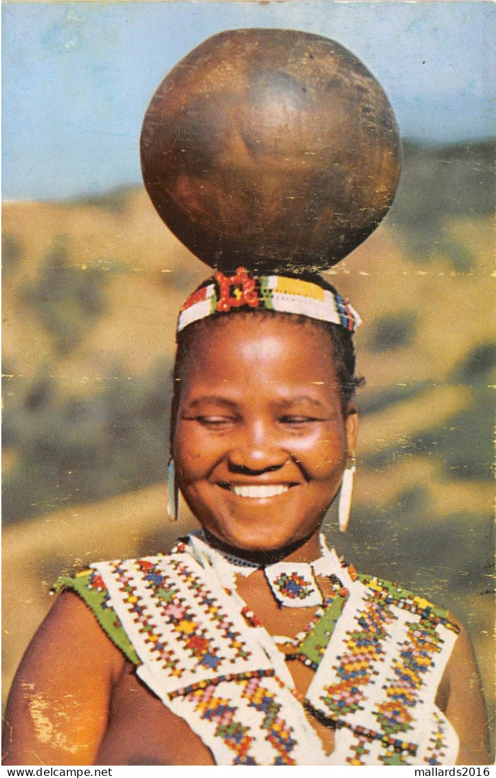 SOUTH AFRICA - HAPPY ZULU SMILE ~ AN OLD REAL PHOTO POSTCARD - SIZE 150 X 100 Mm  #235730 - Afrique