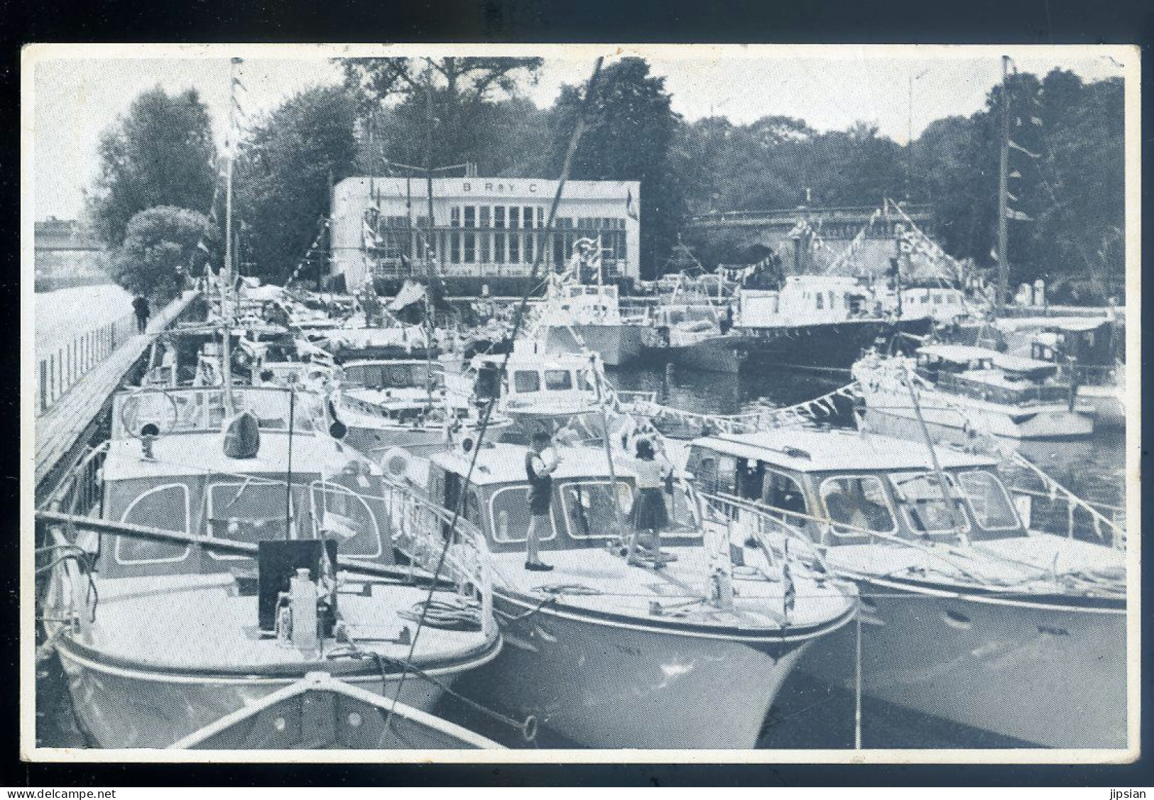 Cpsm De Belgique Bruxelles --  Royal Yacht Club -- Le Club House Et Le Bassin Privé LANR73 - Transport (sea) - Harbour