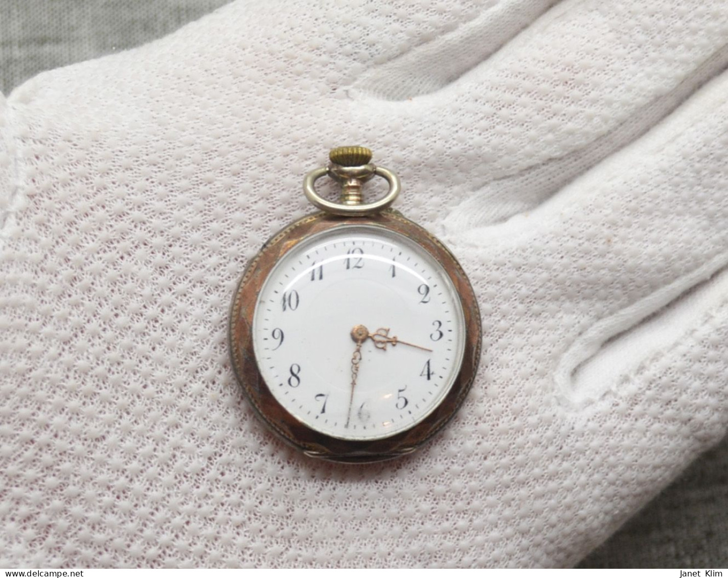 Vintage Silver Pocket Watch- Works - Relojes