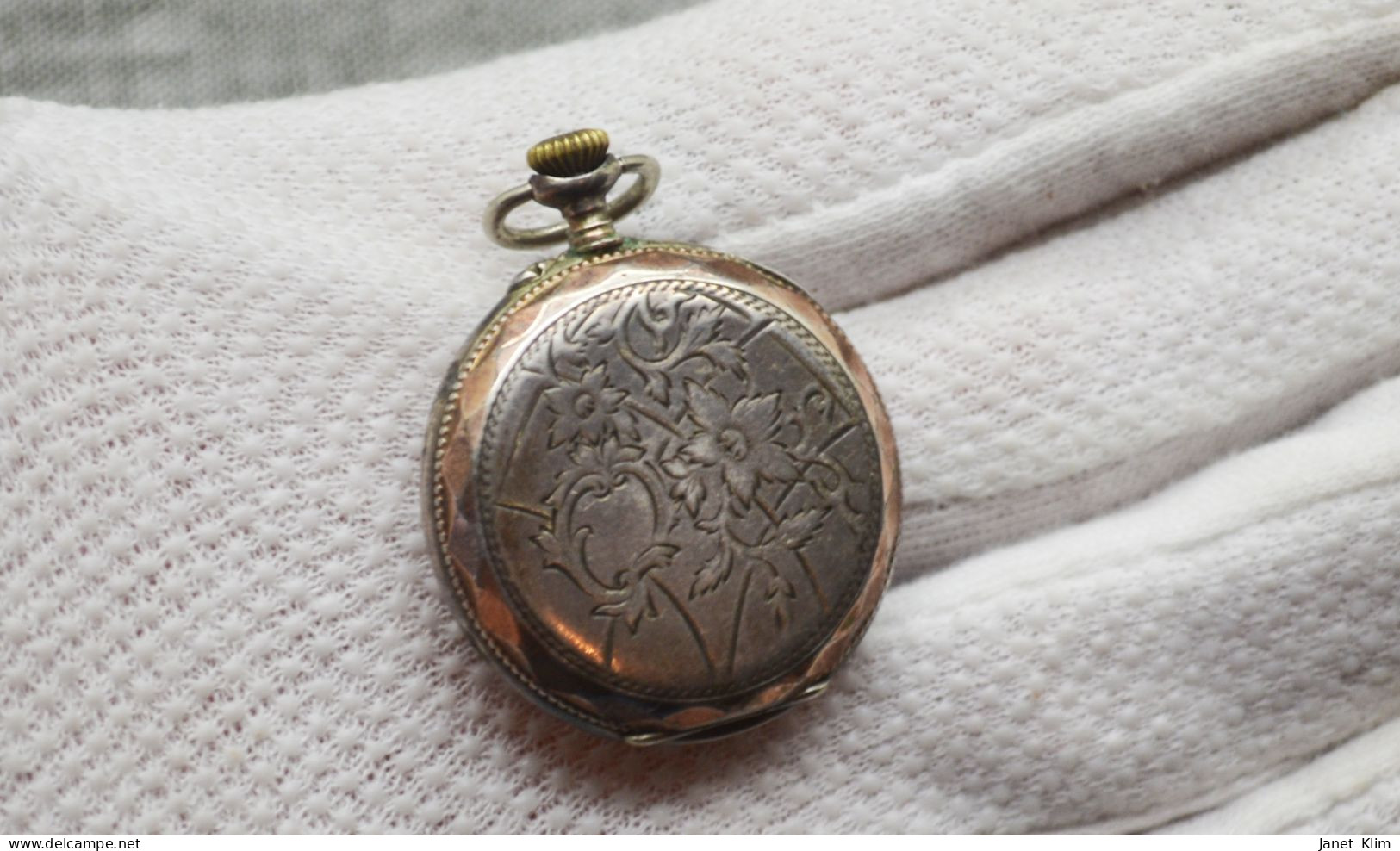 Vintage silver pocket watch- works