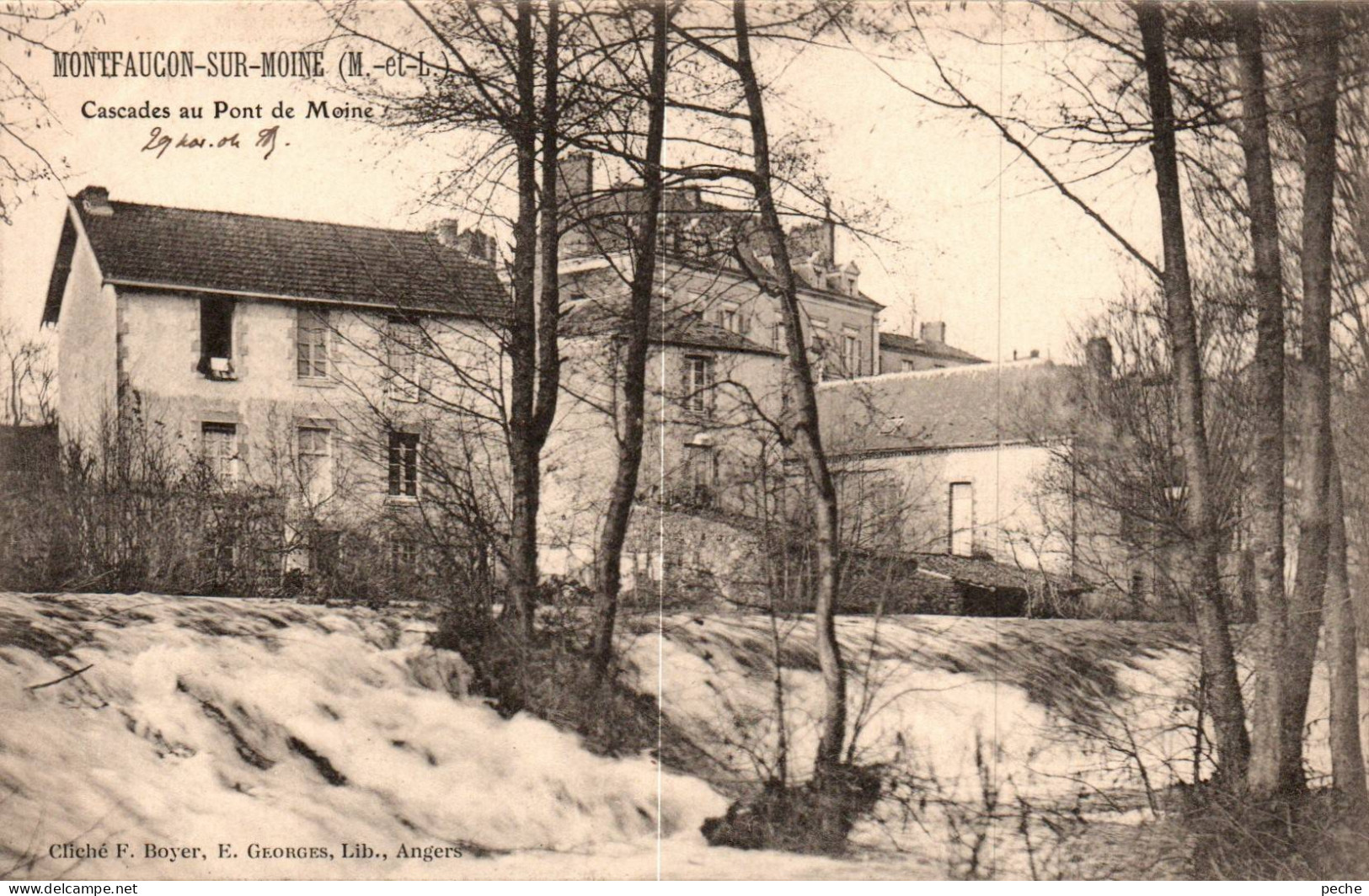 N°120007 -cpa Montfaucon Sur Moine -cascade Au Pont De Moine- - Montfaucon