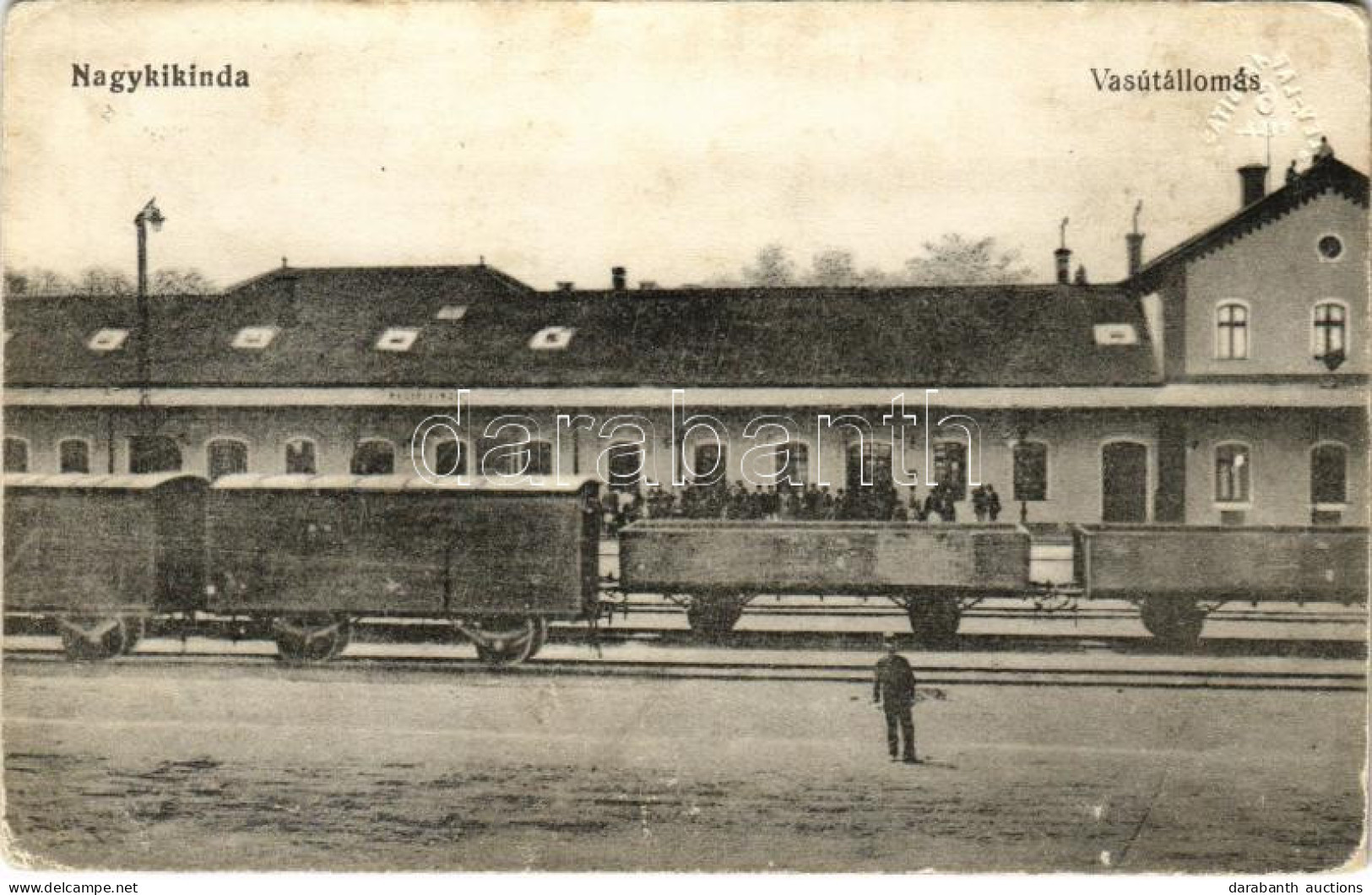 * T3 Nagykikinda, Kikinda; Vasútállomás, Vonat. Vasúti Levelezőlapárusítás 7902. / Railway Station, Train (fl) - Unclassified