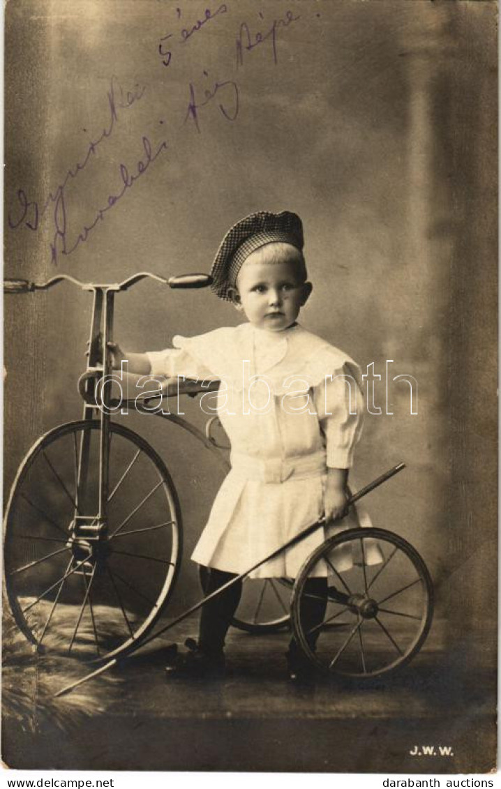 * T2/T3 Kisgyerek Háromkerekű Kerékpárral, Tricikli / Child With Tricycle (EB) - Non Classés