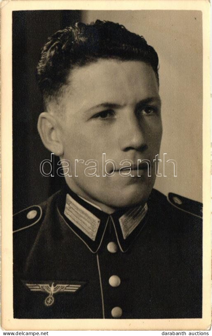 * T2/T3 Military WWII, Man From German Luftwaffe, Photo Frimberger, Nürnberg (EK) - Unclassified