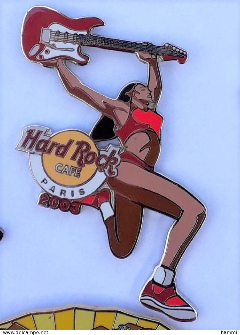 HR37 Pin's HARD ROCK CAFE Musique Guitare Guitar PARIS Pin'up SUPERBE Achat Immédiat Immédiat - Pin-ups