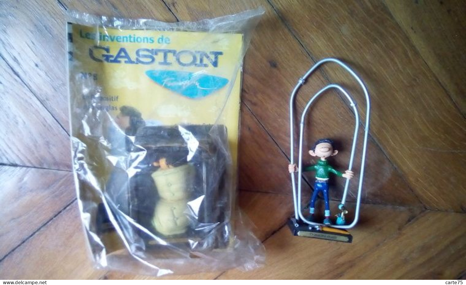 Trois Figurines Gaston Lagaffe, Franquin, Les Inventions De Gaston, 2004 – Une Encore Sous Blister - Figurines En Plastique