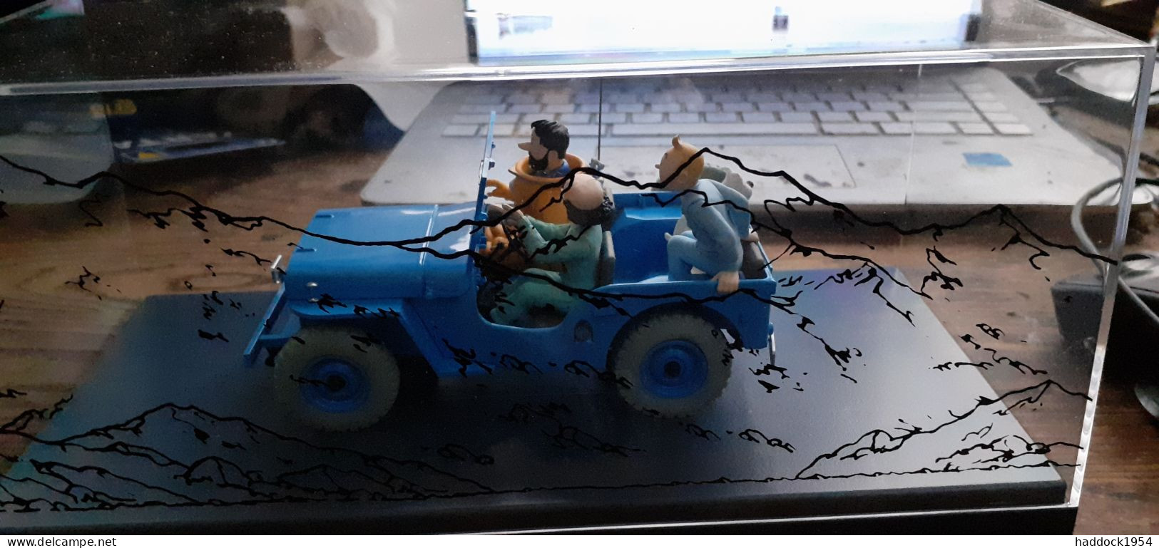 La Jeep Bleue Objectif Lune TINTIN HERGE Moulinsart 2018 - Statues - Metal