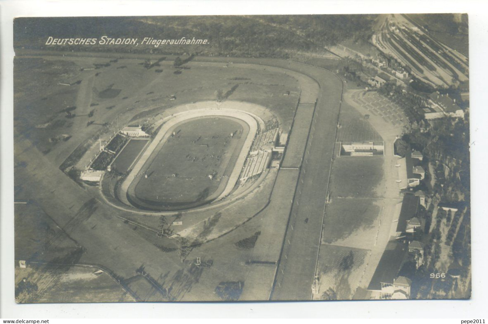 Carte Photo  Original Fotokarte - Deutschland - BERLIN-GRUNEWAL -Deutsches Stadion Fliegeraufnahme - Grunewald