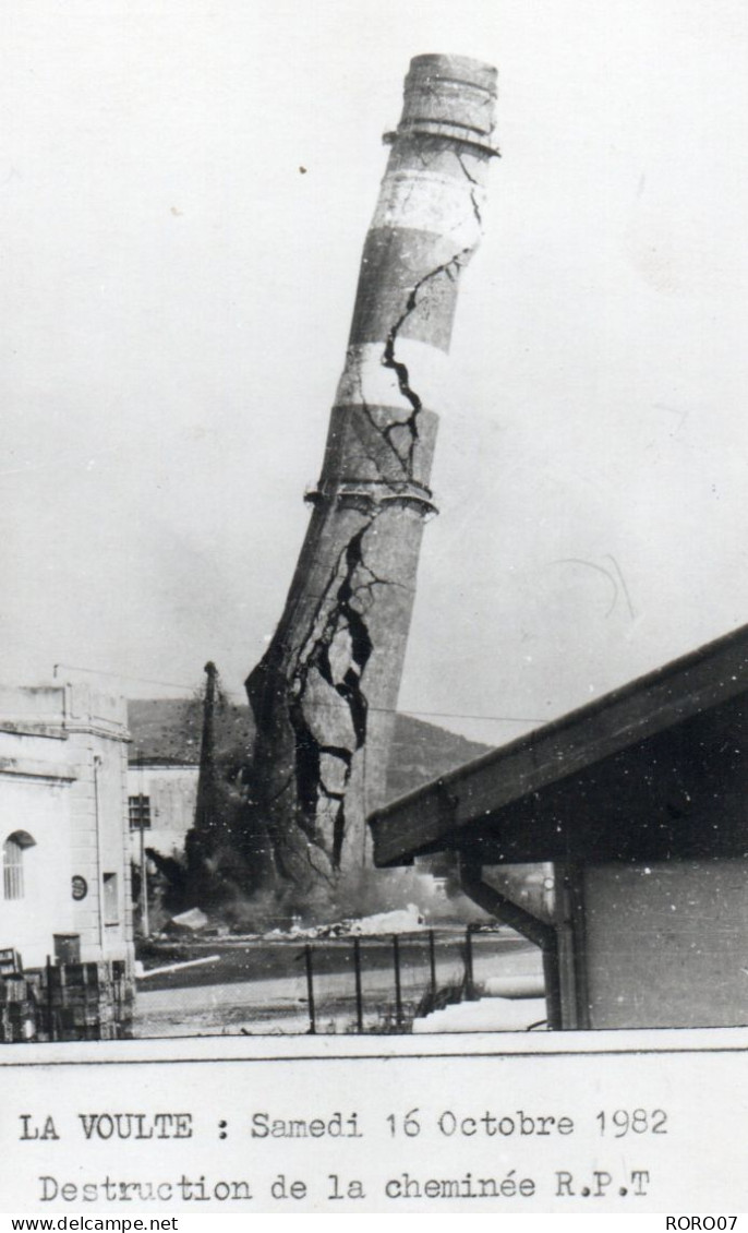 07 Ardèche Très Beau Plan La VOULTE SUR RHONE Destruction De La Cheminée R P T Samedi 16 Octobre 1982 - La Voulte-sur-Rhône