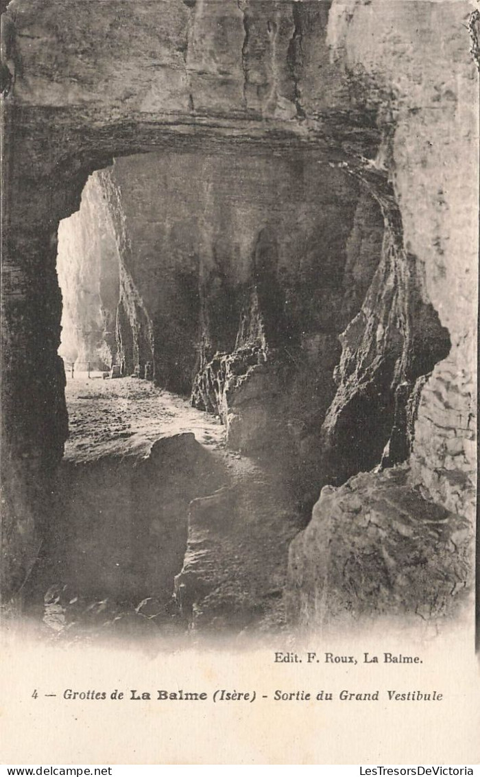 FRANCE - La Balme Les Grottes - Sortie Du Grand Vestibule - Carte Postale Ancienne - La Balme-les-Grottes