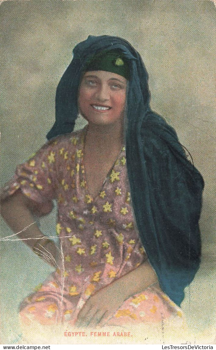 EGYPTE - Femme Arabe - Femme Voilée Avec Une Robe à Fleurs - Carte Postale Ancienne - Other & Unclassified