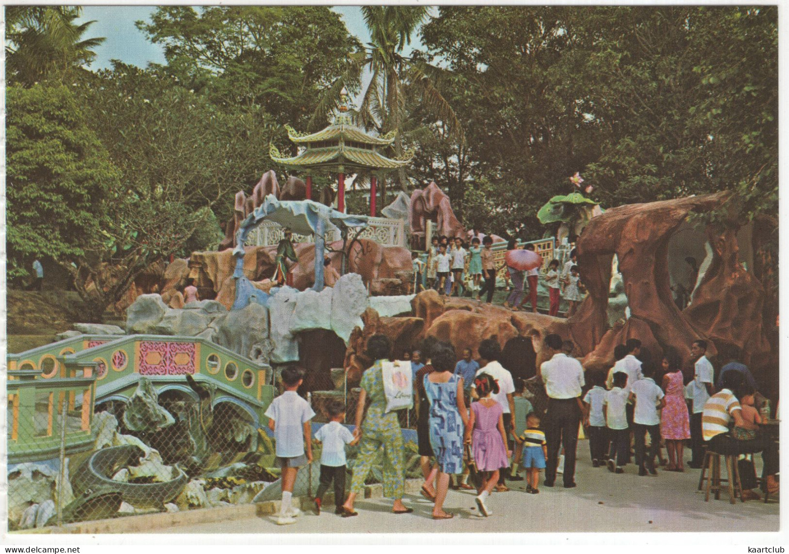 Haw Par Villa - The Artificial Rock Structures - Singapore - Singapour