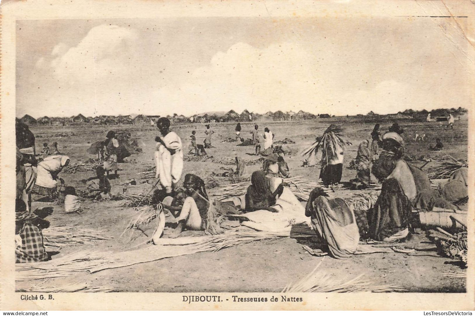 DJIBOUTI - Tresseuses De Nattes - Carte Postale Ancienne - Dschibuti