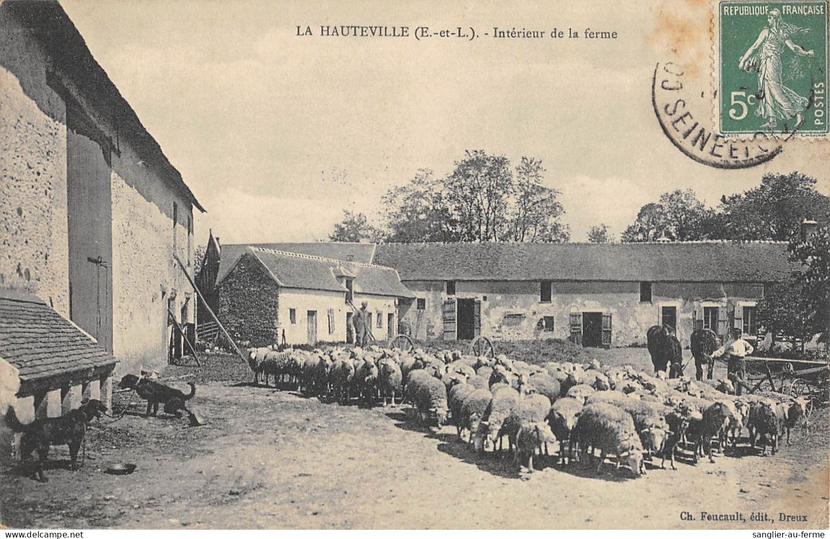 CPA 28 LA HAUTEVILLE / INTERIEUR DE LA FERME - Otros & Sin Clasificación