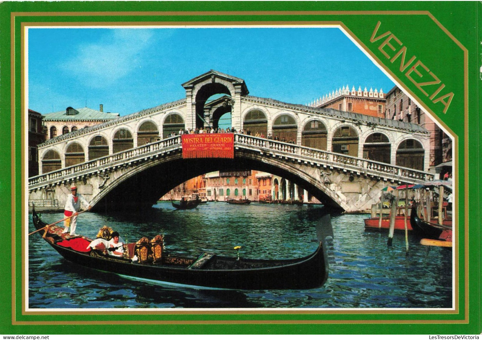 ITALIE - Venise - Vue Sur Une Gondole Près Du Pont De Rialto  - Colorisé - Carte Postale - Venetië (Venice)