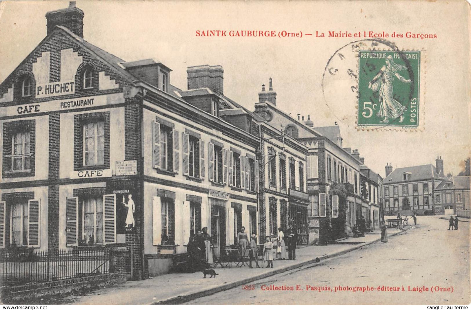 CPA 61 SAINTE GAUBURGE / LA MAIRIE ET L'ECOLE DES GARCONS - Sonstige & Ohne Zuordnung