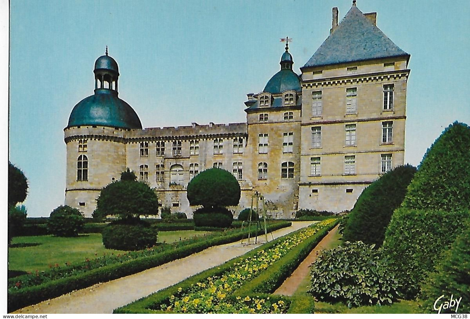 24 -  Château  De  HAUTEFORT - Hautefort