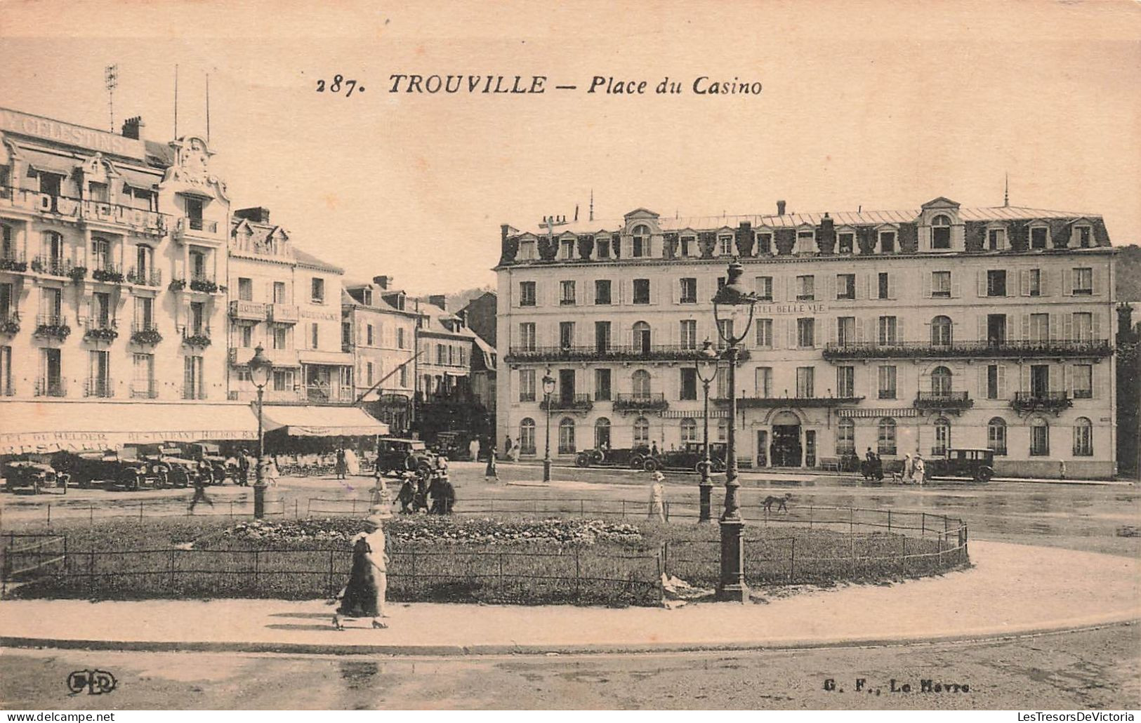 FRANCE - Trouville - Vue Sur La Place Du Casino - Carte Postale Ancienne - Trouville