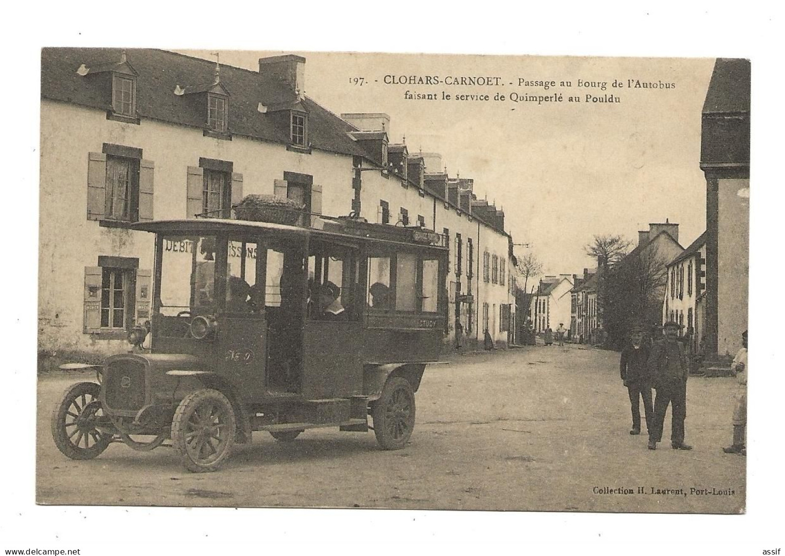 Clohars Carnoet  ( 29 ) Passage Au Bourg De L'autobus Faisant Le Service De Quimperlé Au Pouldu - Clohars-Carnoët