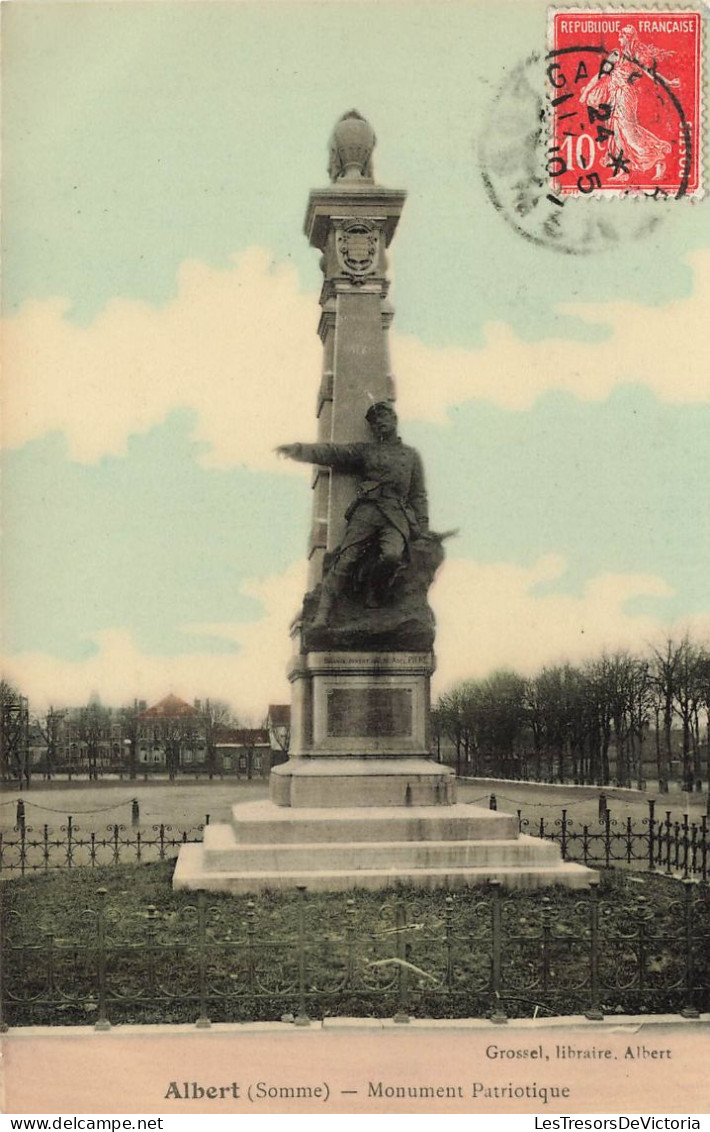 FRANCE - Albert - Vue Sur Le Monument Patriotique - Colorisé - Carte Postale Ancienne - Albert