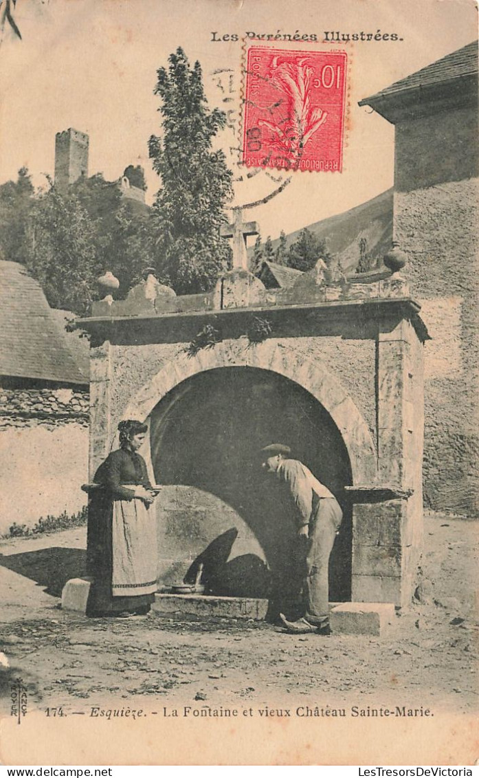 FRANCE - Esquièze - La Fontaine Et Vieux Château Sainte Marie - Couple - Carte Postale Ancienne - Luz Saint Sauveur