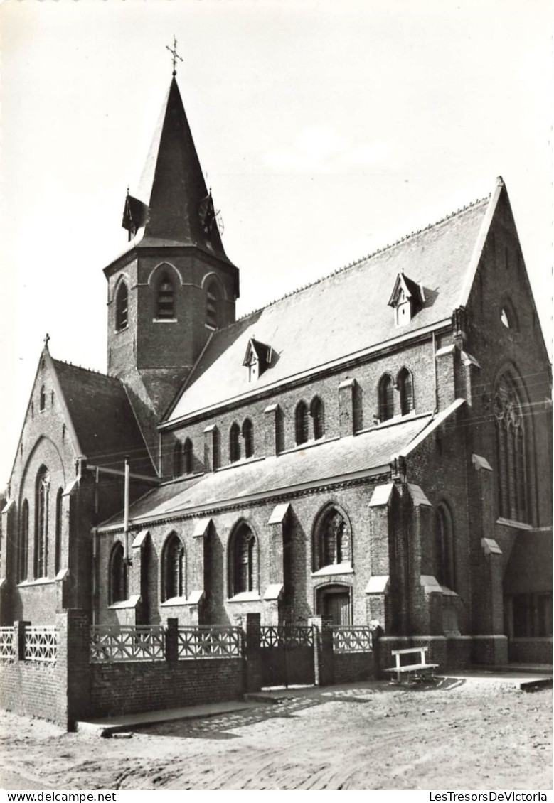 BELGIQUE - Moerzeke - Château - Église Saint-Jozef 1876 - Carte Postale - Autres & Non Classés