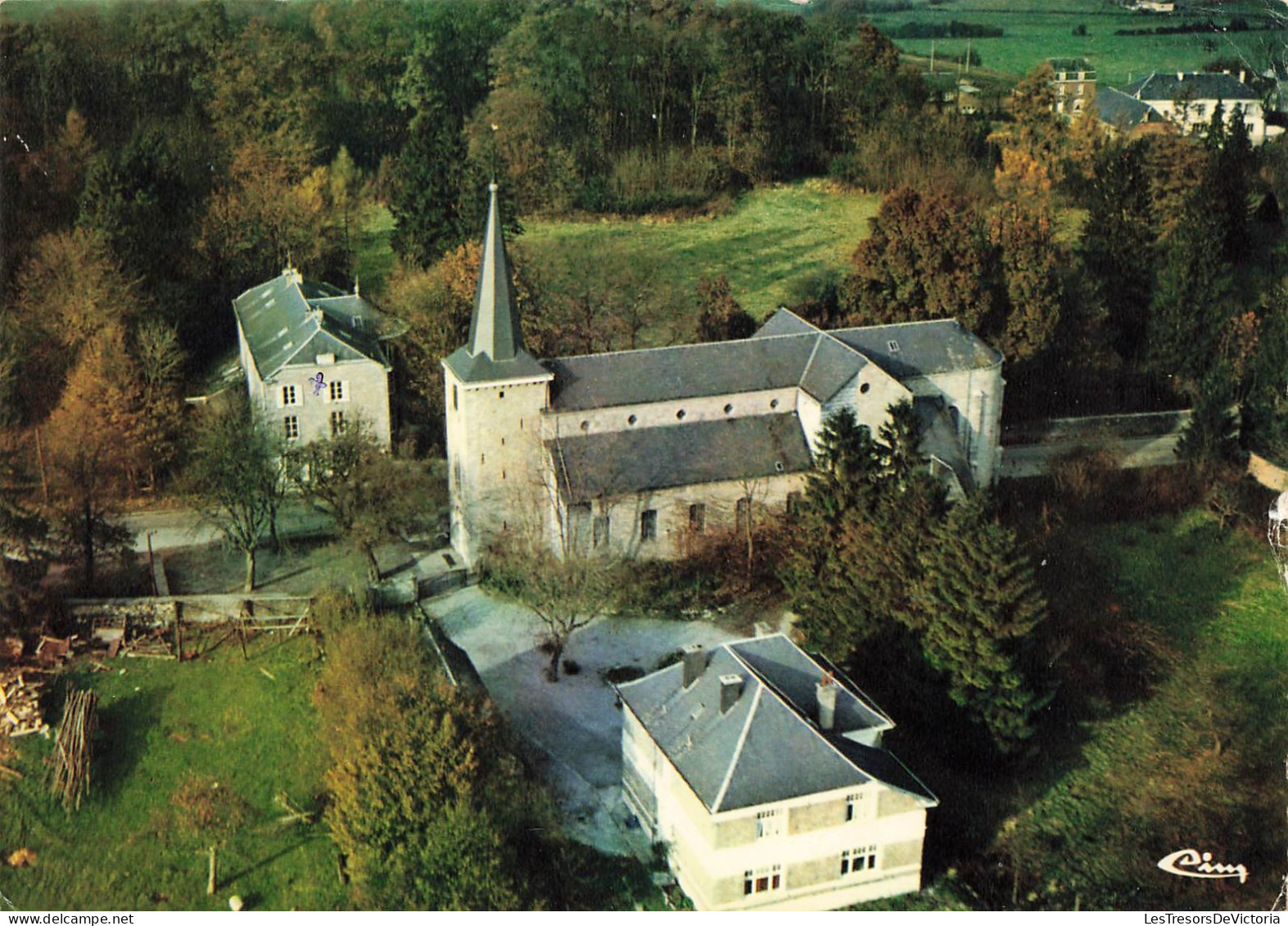 BELGIQUE - Aye - Vue Aérienne - L'église - Carte Postale - Marche-en-Famenne