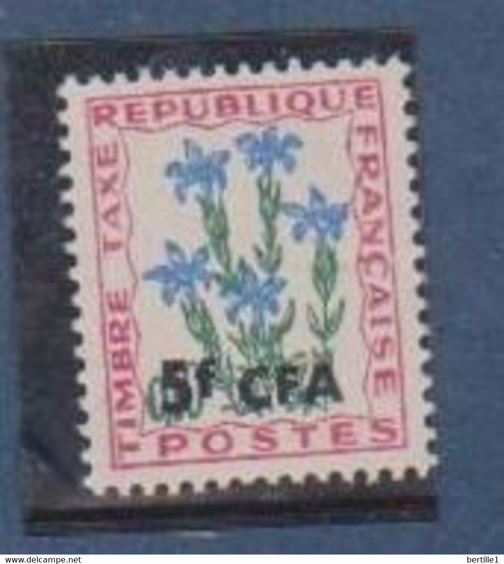 REUNION        N°  YVERT  TAXE 49  NEUF AVEC CHARNIERES      ( CHARN   01/ 17 ) - Timbres-taxe