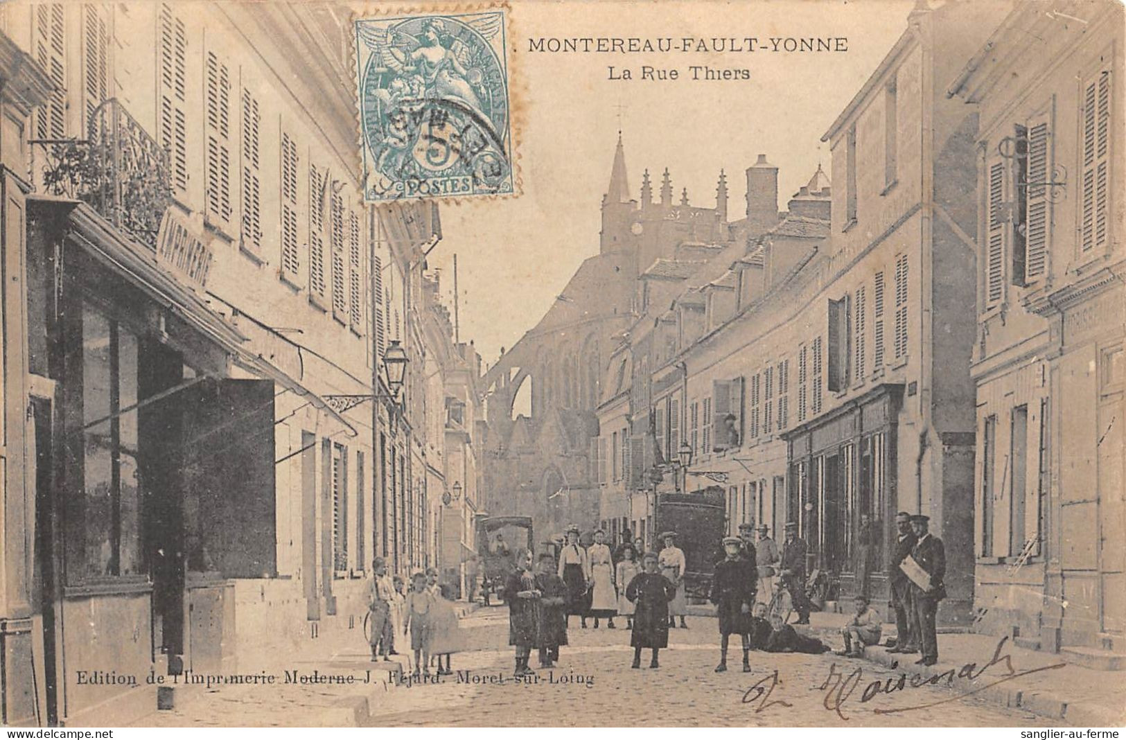 CPA 77 MONTEREAU FAULT YONNE / LA RUE THIERS - Montereau