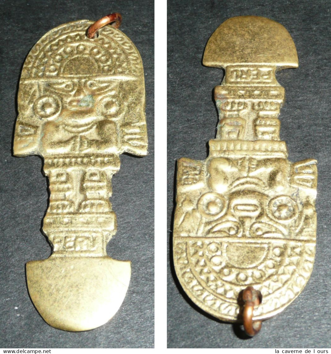 Rare Ancien Pendentif En Laiton Embouti, Pérou Péru TUMI, Minature De Couteau De Sacrifice - Pendenti