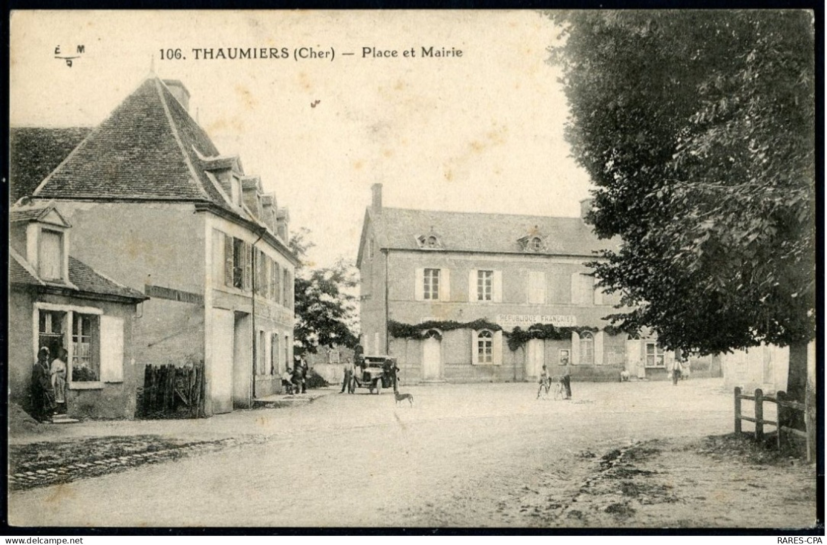 18 THAUMIERS - Place Et Mairie - Other & Unclassified