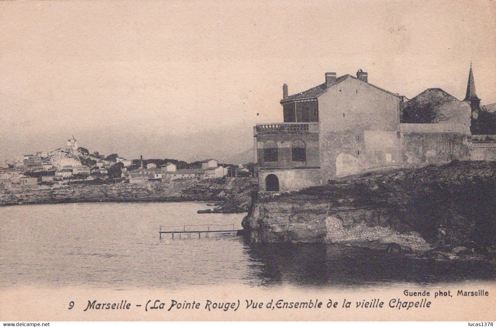 13 /MARSEILLE / LA POINTE ROUGE / VUE D ENSEMBLE DE LA VIEILLE CHAPELLE / GUENDE 9 - Südbezirke, Mazargues, Bonneveine, Pointe Rouge, Calanque-Felsen