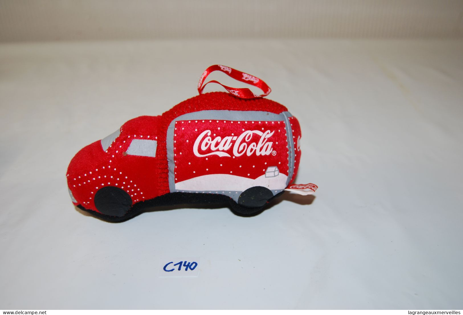 C140 Ancienne Publicité - Coca Cola - Camion - Noël - Peluche