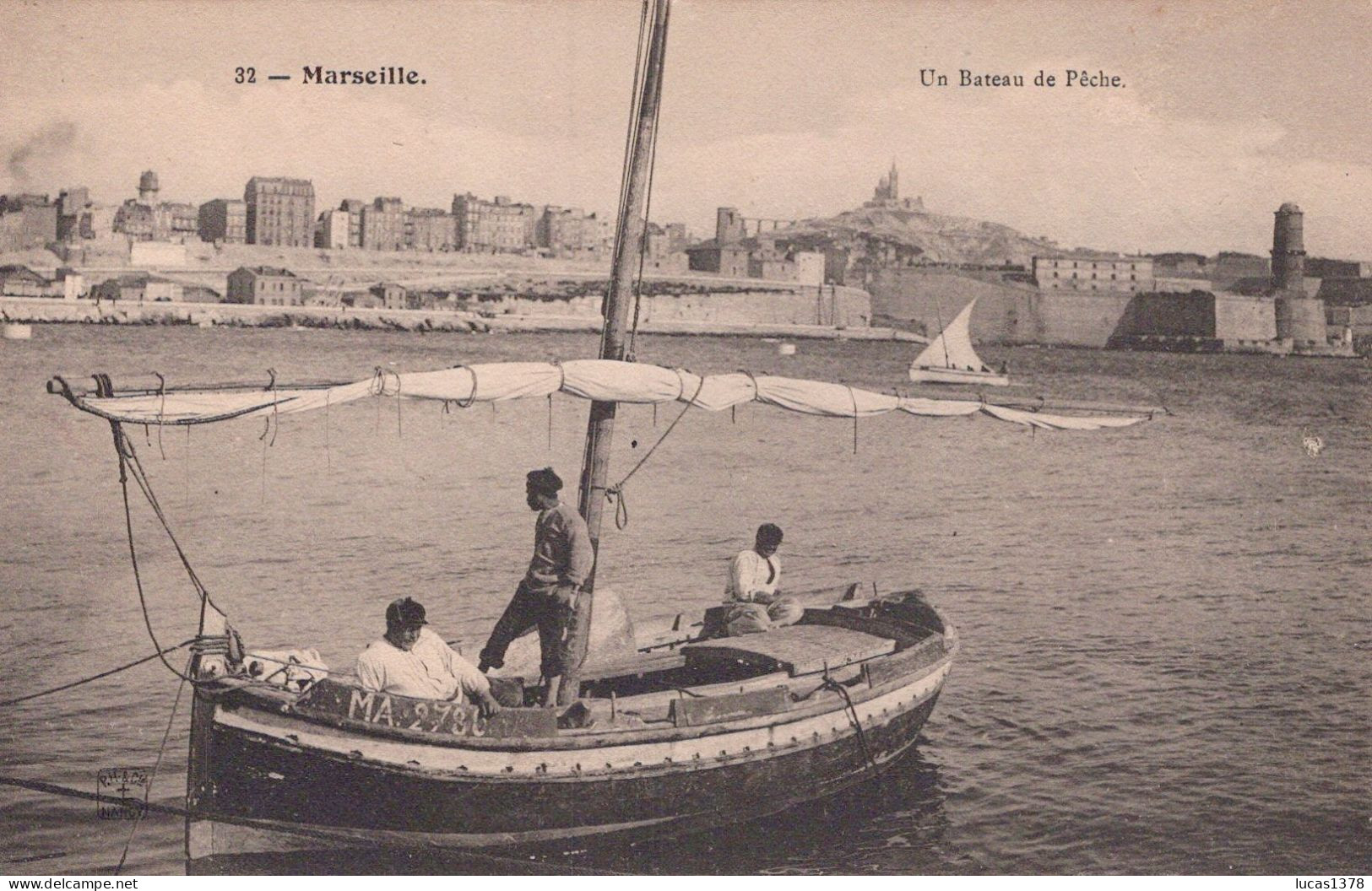 13 / MARSEILLE / EDITEUR NANCY 32 / UN BATEAU DE PECHE - Quartiers Sud, Mazargues, Bonneveine, Pointe Rouge, Calanques,