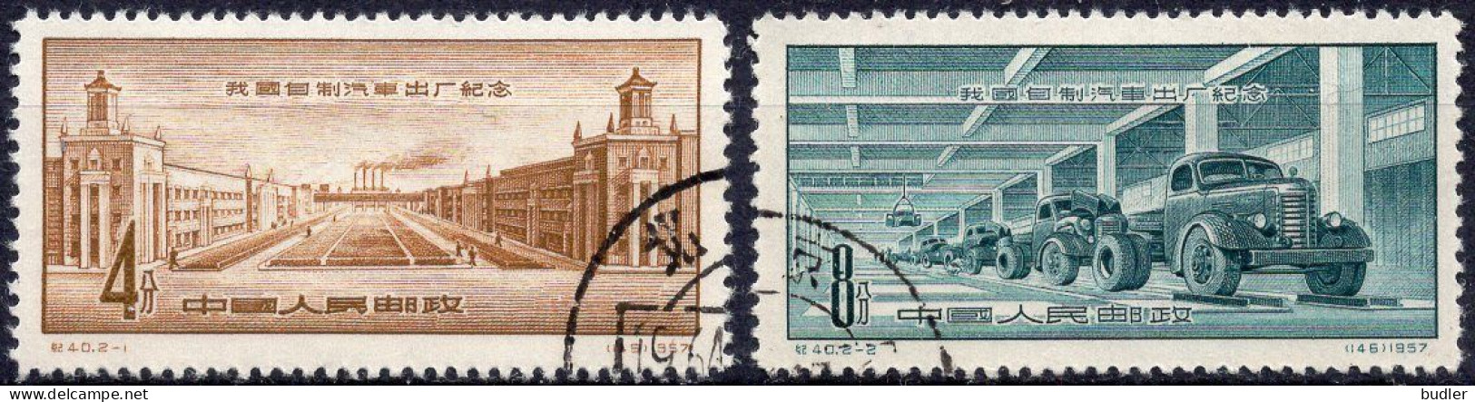 CHINA :1957: Y.1097-98 : Construction Des Premiers Camions Chinois. Gestempeld / Oblitéré / Cancelled. - Used Stamps